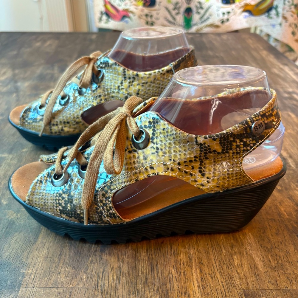 BERNIE MEV Marcelo Retile Print Lace Up Sandals! Back Strap.Great condition! 39 - Picture 2 of 9